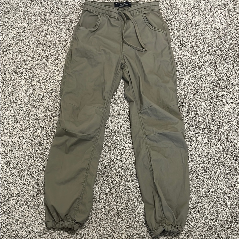 NWOT Hollister Adjustable Rise Parachute Baggy Pants XXS
